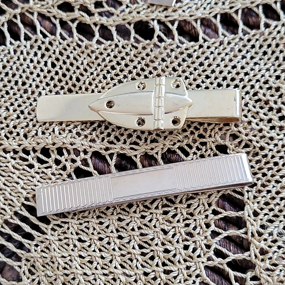 2 money clips